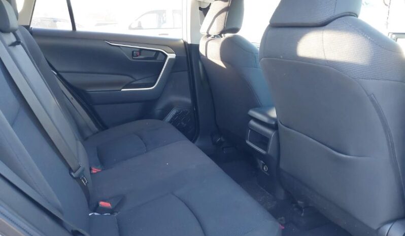 
								2019 Toyota Rav4 full									