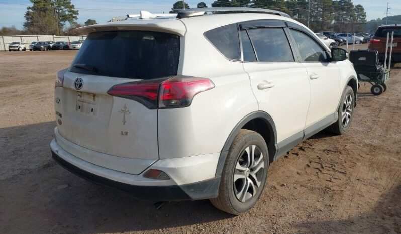 
								2017 Toyota Rav4 full									