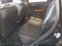 
										2022 Mitsubishi Outlander full									