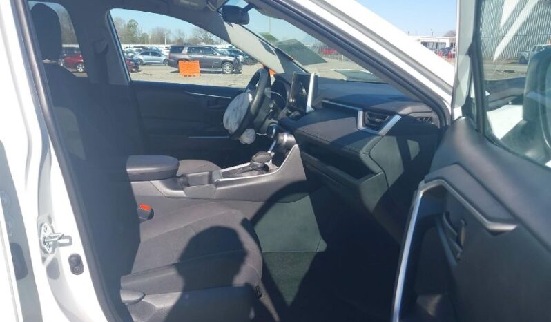 
								2024 Toyota Rav4 full									