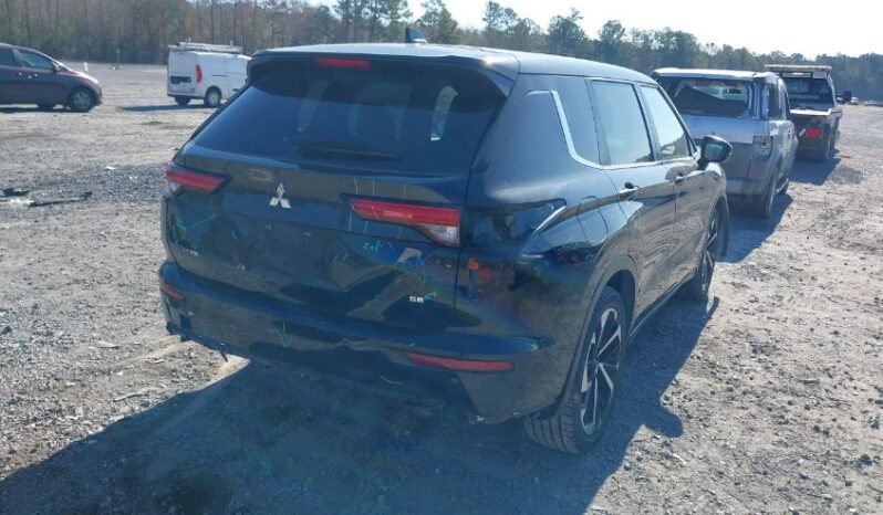 
								2023 Mitsubishi Outlander full									