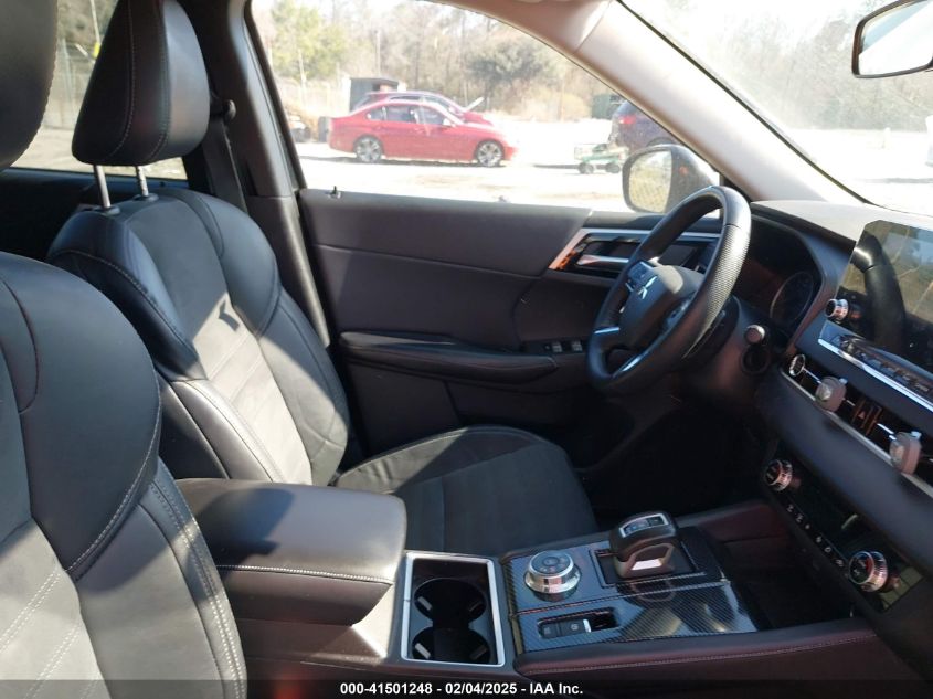 2023 Mitsubishi Outlander