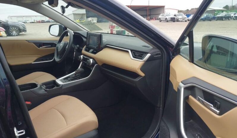 
								2021 Toyota Rav4 full									