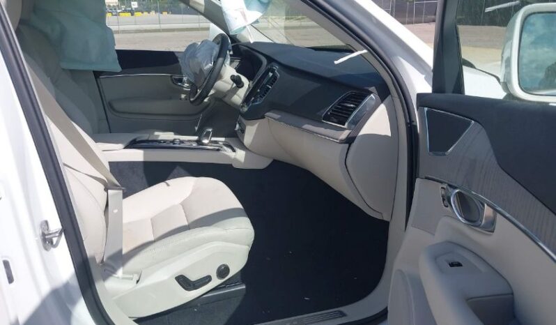 
								2025 Volvo Xc90 full									