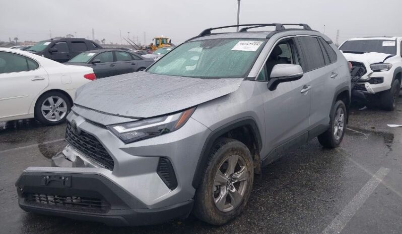 
								2024 Toyota Rav4 full									