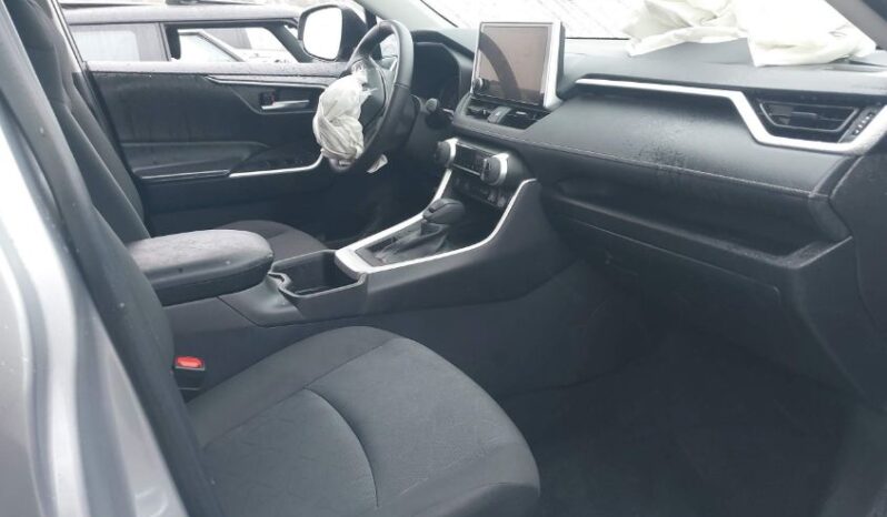 
								2024 Toyota Rav4 full									