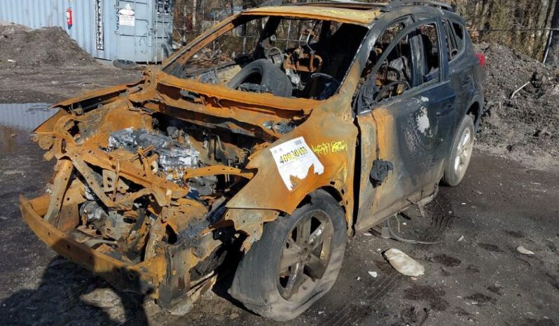 
								2014 Toyota Rav4 full									