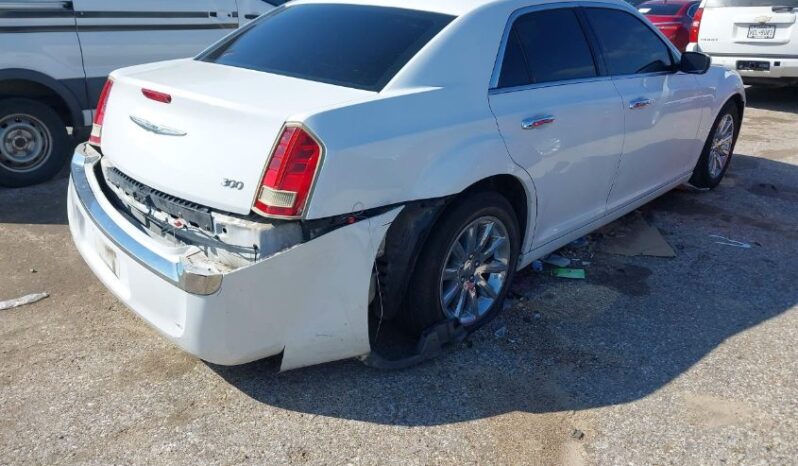 
								2012 Chrysler 300 full									