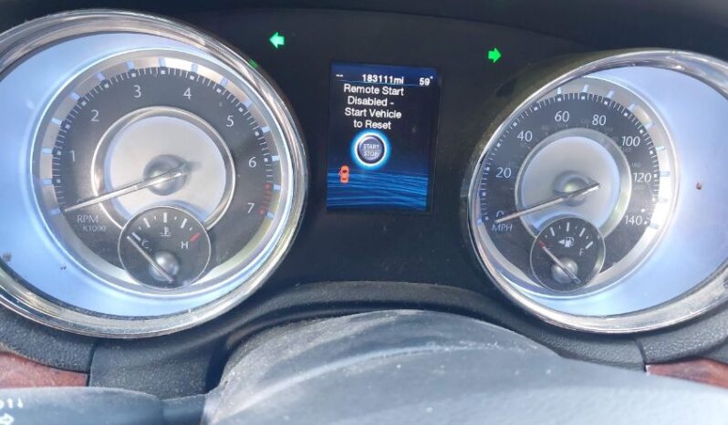
								2012 Chrysler 300 full									