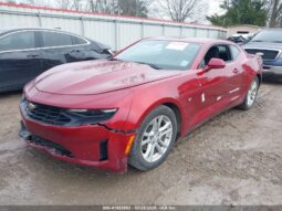 
										2022 Chevrolet Camaro full									