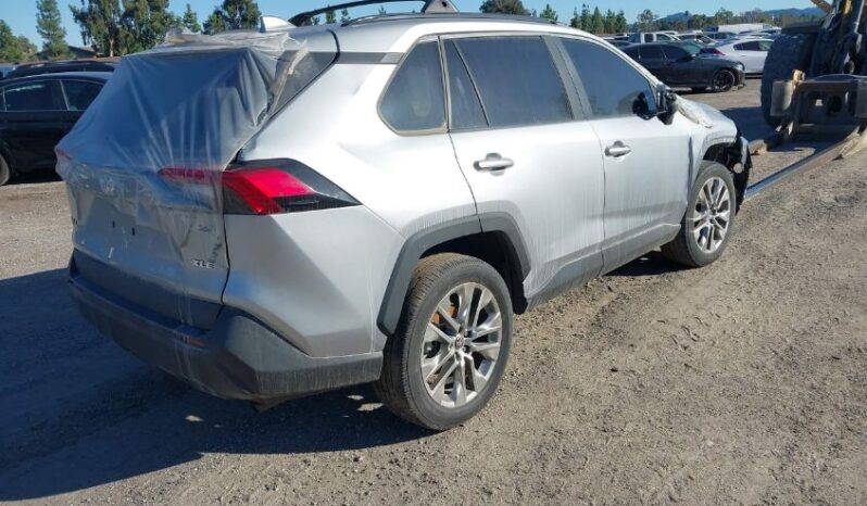 
								2021 Toyota Rav4 full									
