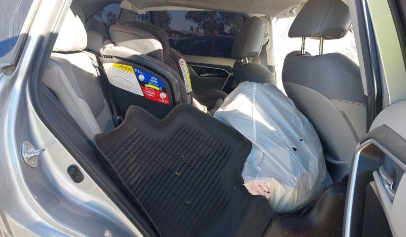 
								2021 Toyota Rav4 full									