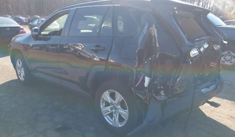 
								2019 Toyota Rav4 full									