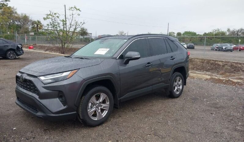 
								2024 Toyota Rav4 full									