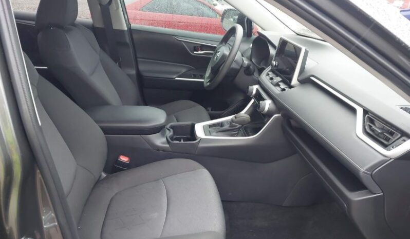 
								2024 Toyota Rav4 full									