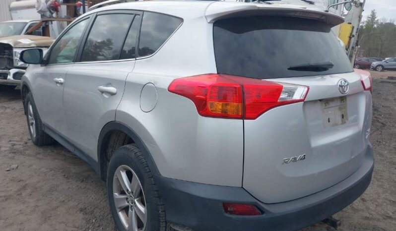 
								2015 Toyota Rav4 full									