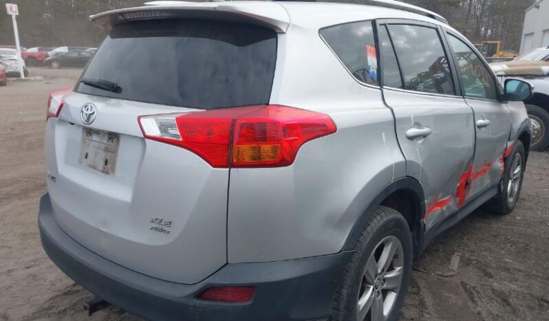 
								2015 Toyota Rav4 full									