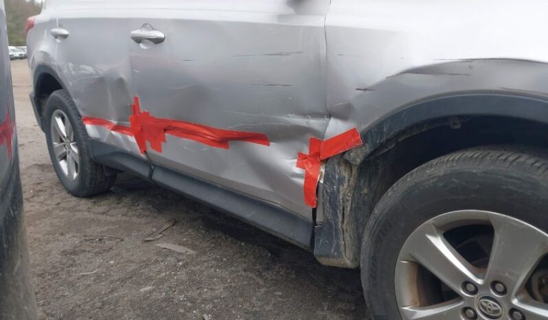 
								2015 Toyota Rav4 full									