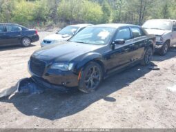 
										2022 Chrysler 300 full									