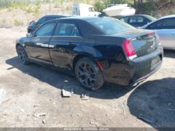 
										2022 Chrysler 300 full									