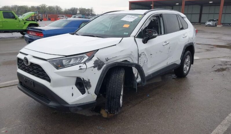 
								2021 Toyota Rav4 full									