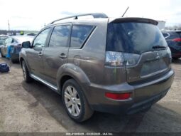 
										2013 Mitsubishi Outlander full									