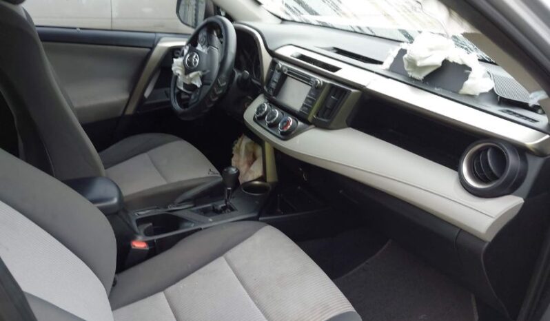 
								2015 Toyota Rav4 full									