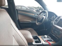 
										2020 Chrysler 300 full									