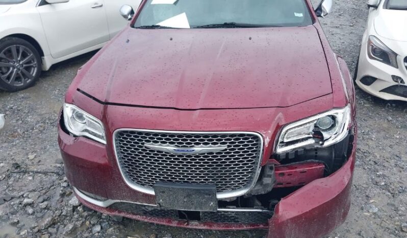 
								2020 Chrysler 300 full									