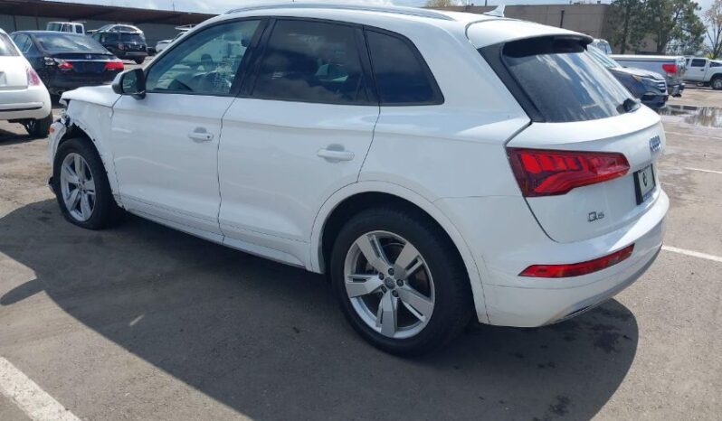 
								2018 Audi Q5 full									