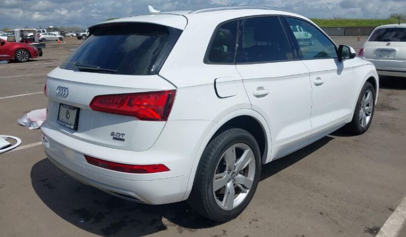 
								2018 Audi Q5 full									