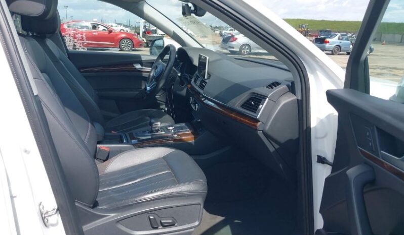 
								2018 Audi Q5 full									