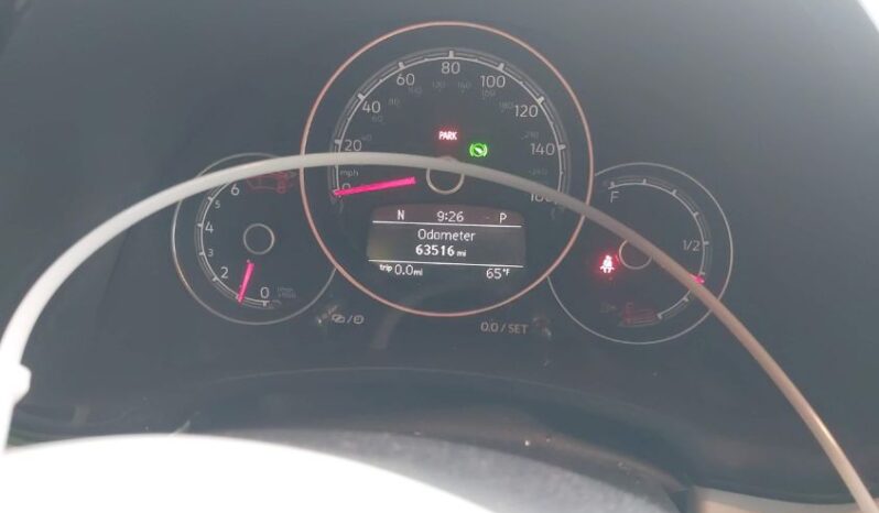 
								2017 Volkswagen Beetle full									
