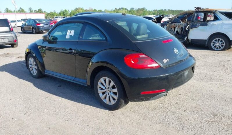 
								2015 Volkswagen Beetle full									