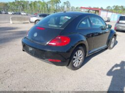 
										2015 Volkswagen Beetle full									