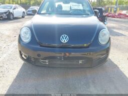 
										2015 Volkswagen Beetle full									