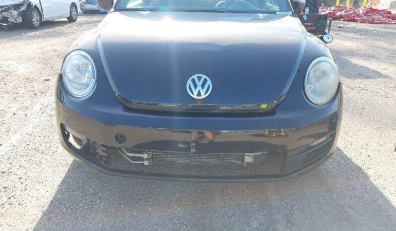 
								2015 Volkswagen Beetle full									