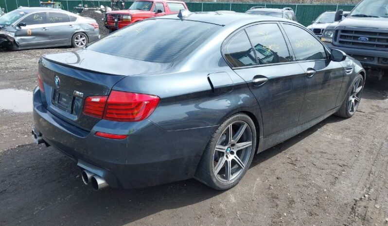
								2015 BMW M5 full									