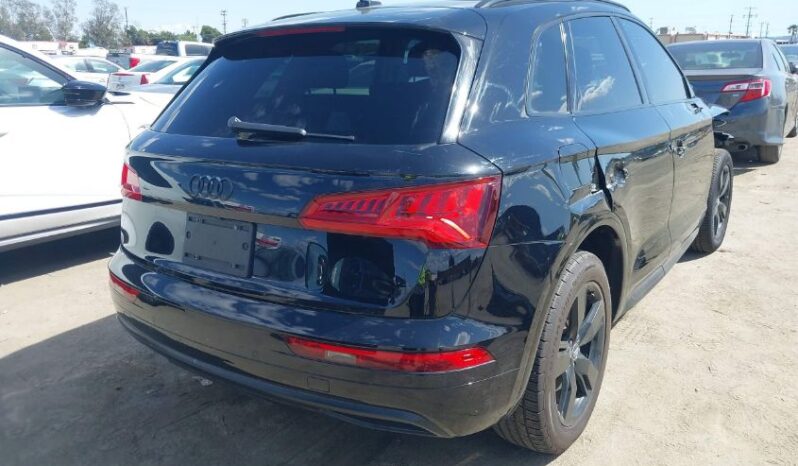 
								2018 Audi Q5 full									