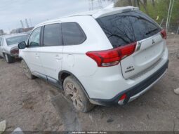 
										2017 Mitsubishi Outlander full									