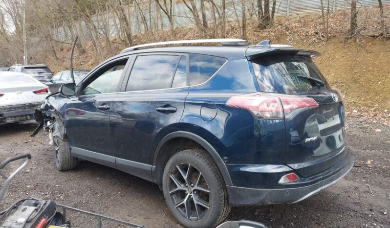 
								2017 Toyota Rav4 full									