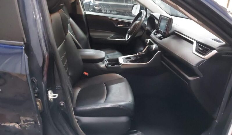 
								2020 Toyota Rav4 full									