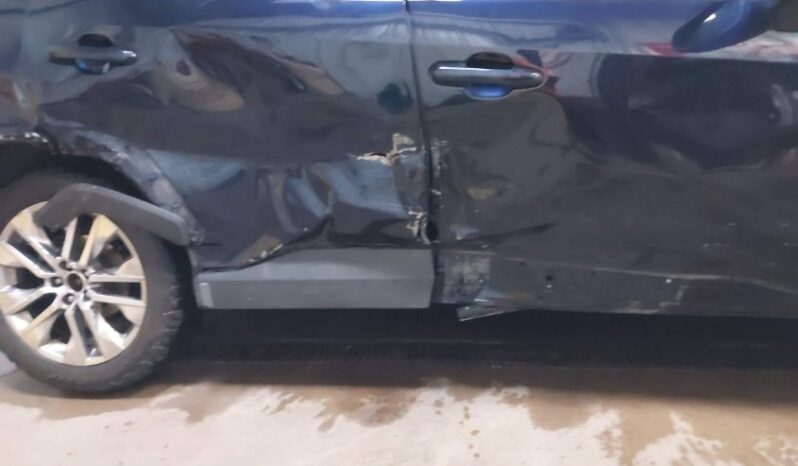 
								2020 Toyota Rav4 full									