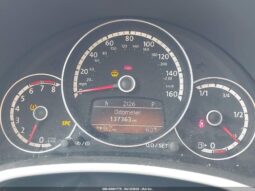 
										2013 Volkswagen Beetle full									