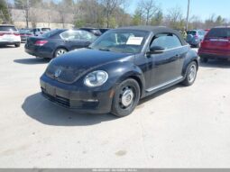 
										2015 Volkswagen Beetle full									