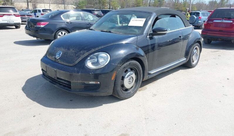 
								2015 Volkswagen Beetle full									