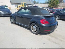 
										2015 Volkswagen Beetle full									