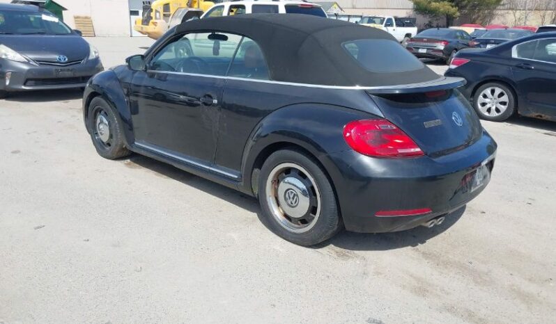 
								2015 Volkswagen Beetle full									
