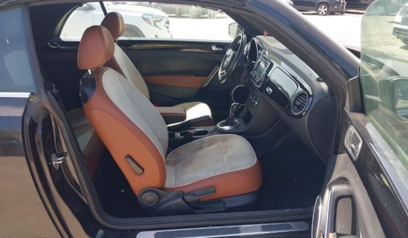 
								2015 Volkswagen Beetle full									