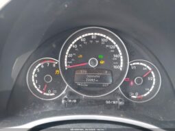 
										2015 Volkswagen Beetle full									